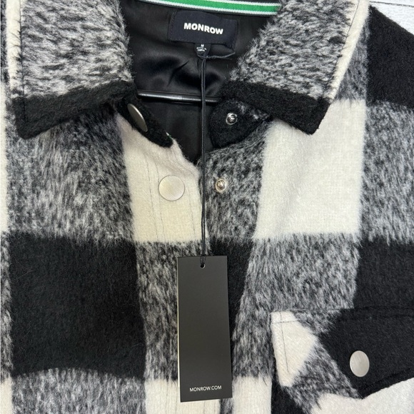Monrow Plaid Flannel Jacket Shacket Size Medium NWT - Picture 6 of 8
